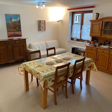 Spacieux Appartement Монс Екстер'єр фото