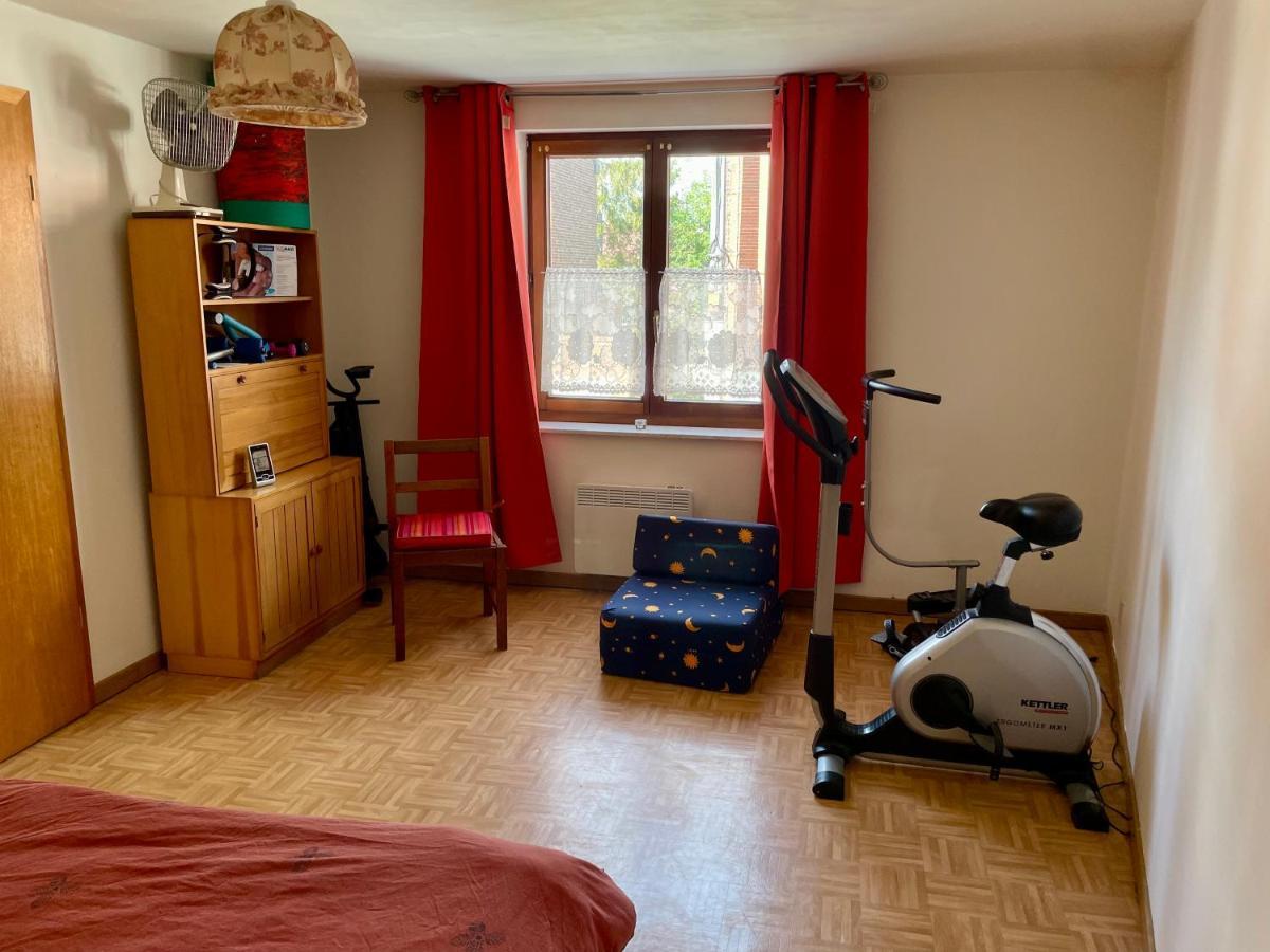 Spacieux Appartement Монс Екстер'єр фото