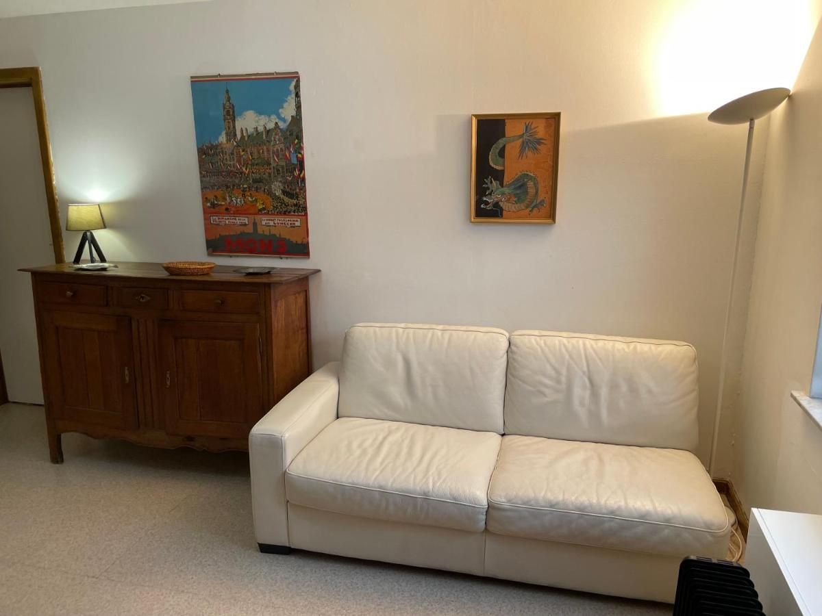 Spacieux Appartement Монс Екстер'єр фото