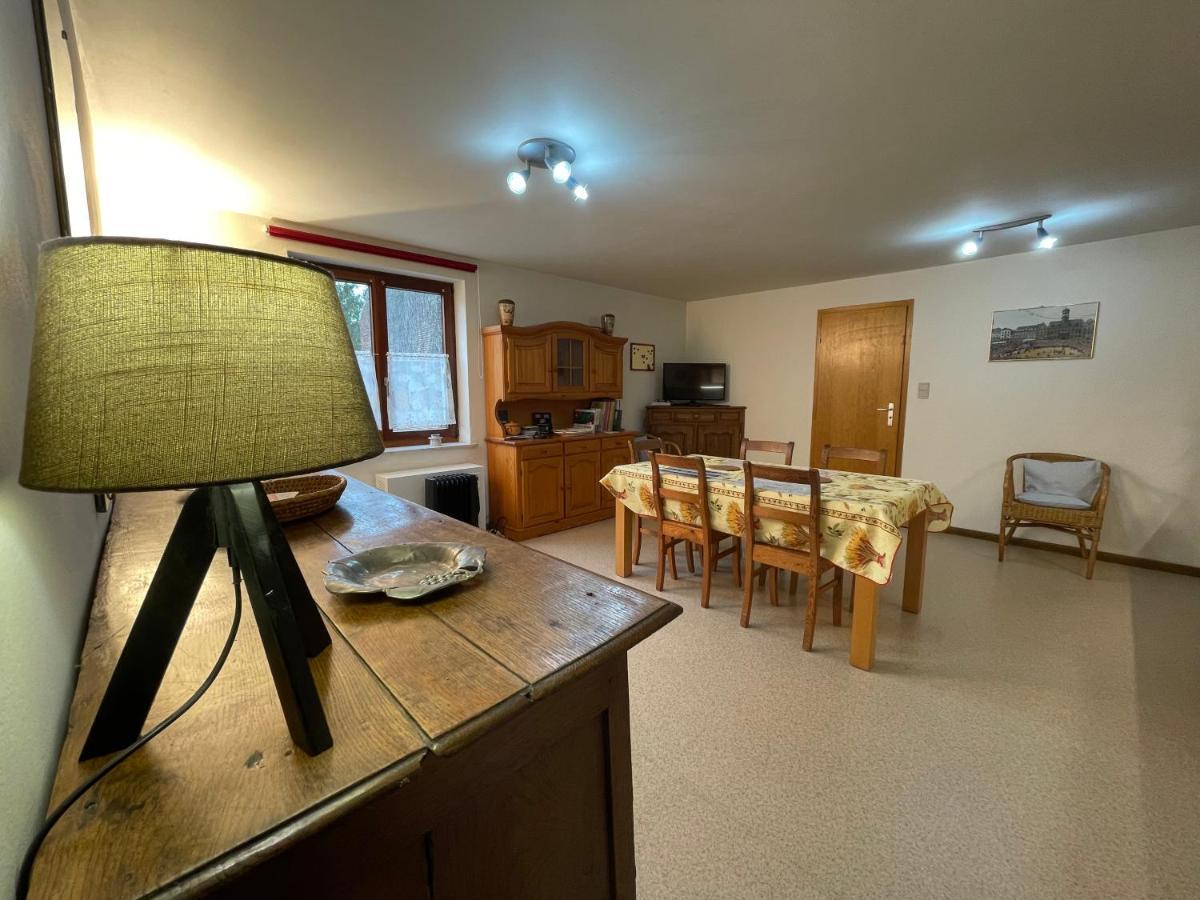 Spacieux Appartement Монс Екстер'єр фото